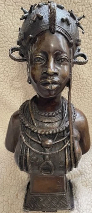 bronze bust of queen idia (benin, circa 1700 ad) bronze bust of queen idia (benin, circa 1700 ad)