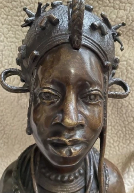 bronze bust of queen idia (benin, circa 1700 ad) bronze bust of queen idia (benin, circa 1700 ad)